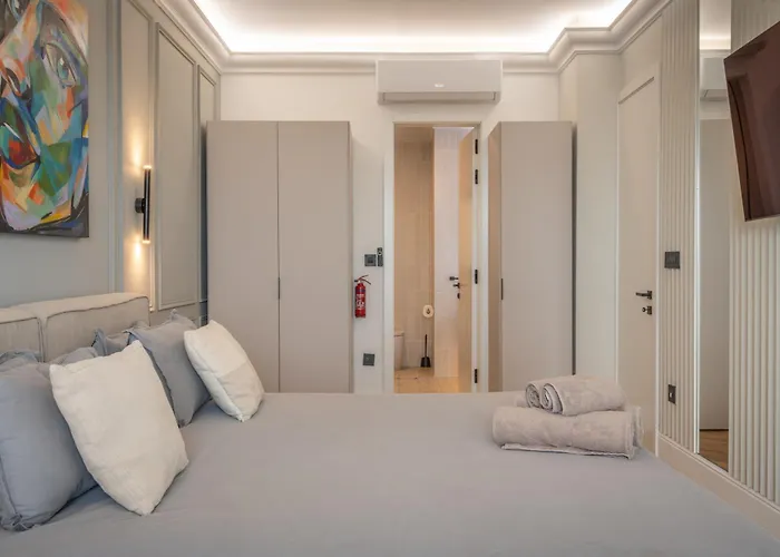 2Br Luxury Design With Sea Views From Every Room In Sliema